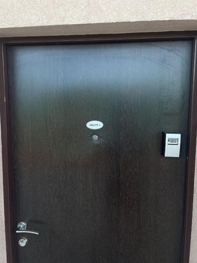 Dream 1 Apartment Белград Екстериор снимка